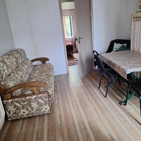 Lux-2-Or-1- Persons Irodion Evdoshvili Street #15 Κουτάισι Εξωτερικό φωτογραφία